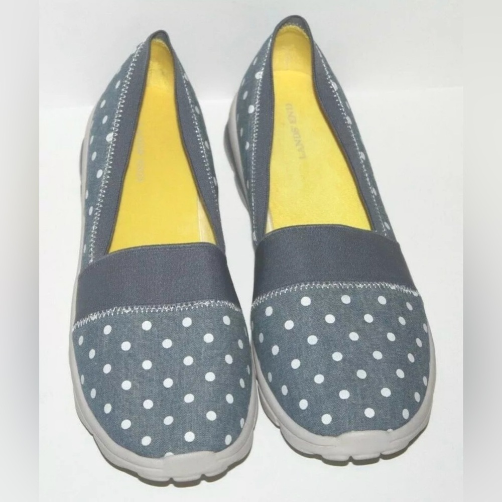 Lands’ End Slip On Loafer Size 7